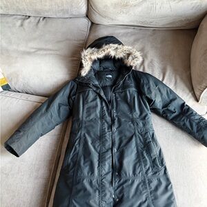 The North Face Women's Black Hooded Ski Jacket with Faux Fur Trim